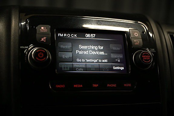 Vehicle Image 23