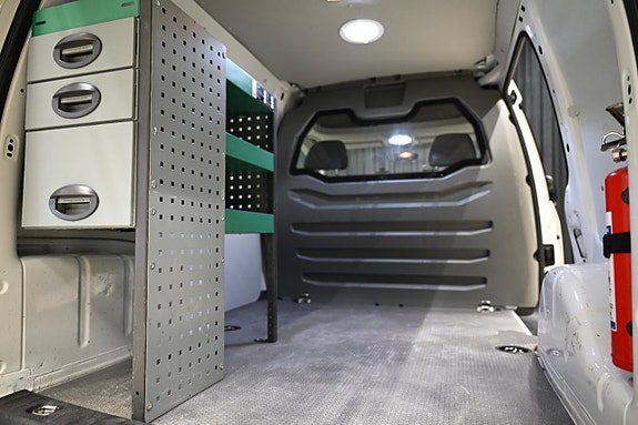 Vehicle Image 8