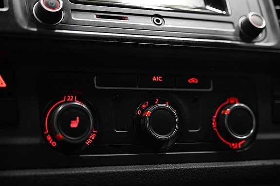 Vehicle Image 27