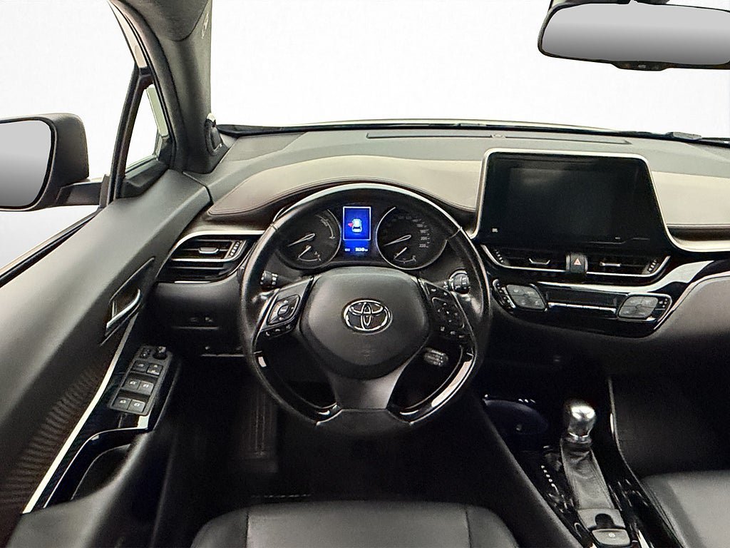 Vehicle Image 12