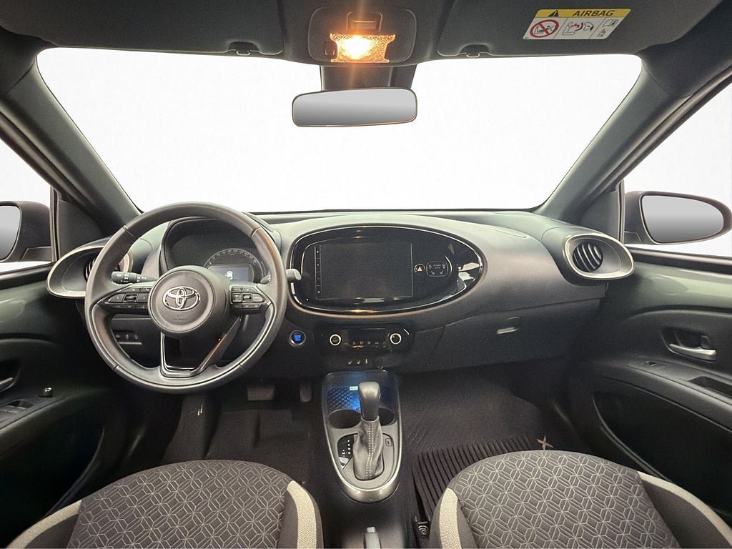Vehicle Image 18