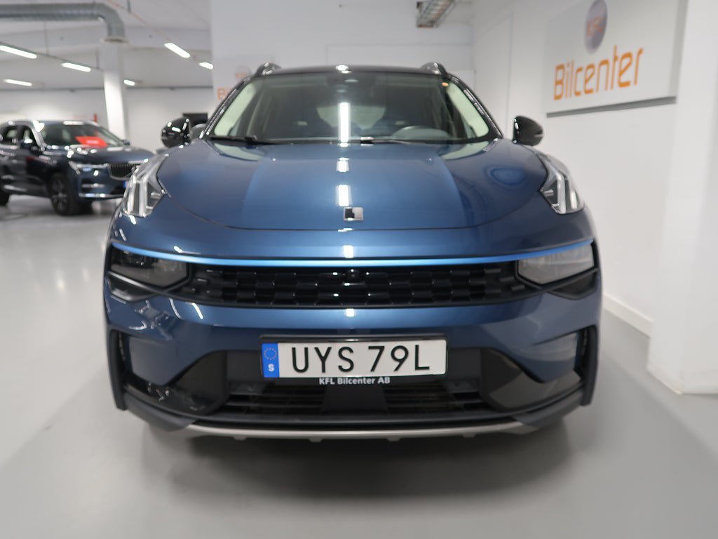 Vehicle Image 11