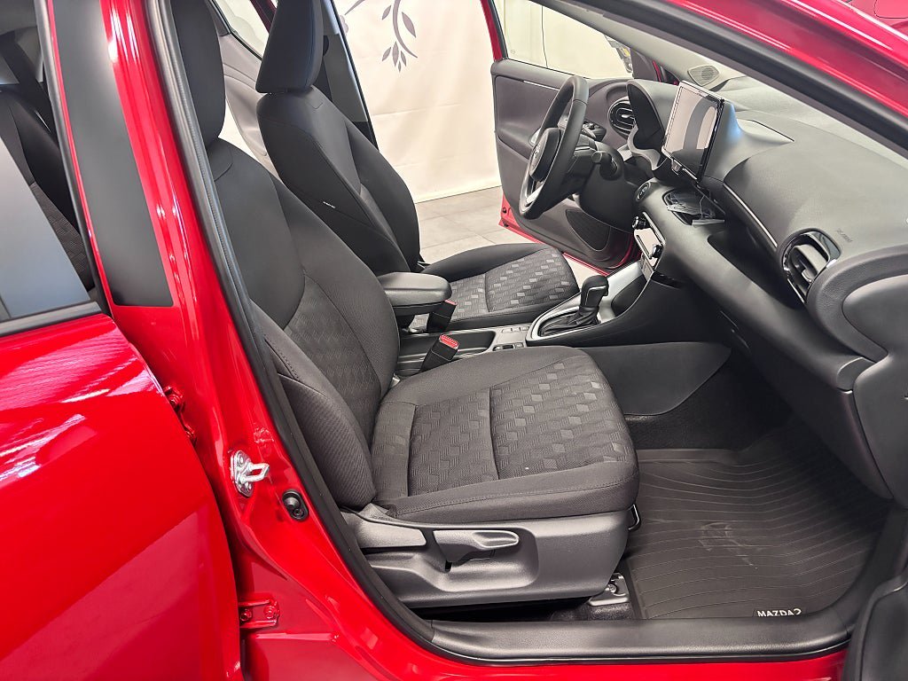 Vehicle Image 6