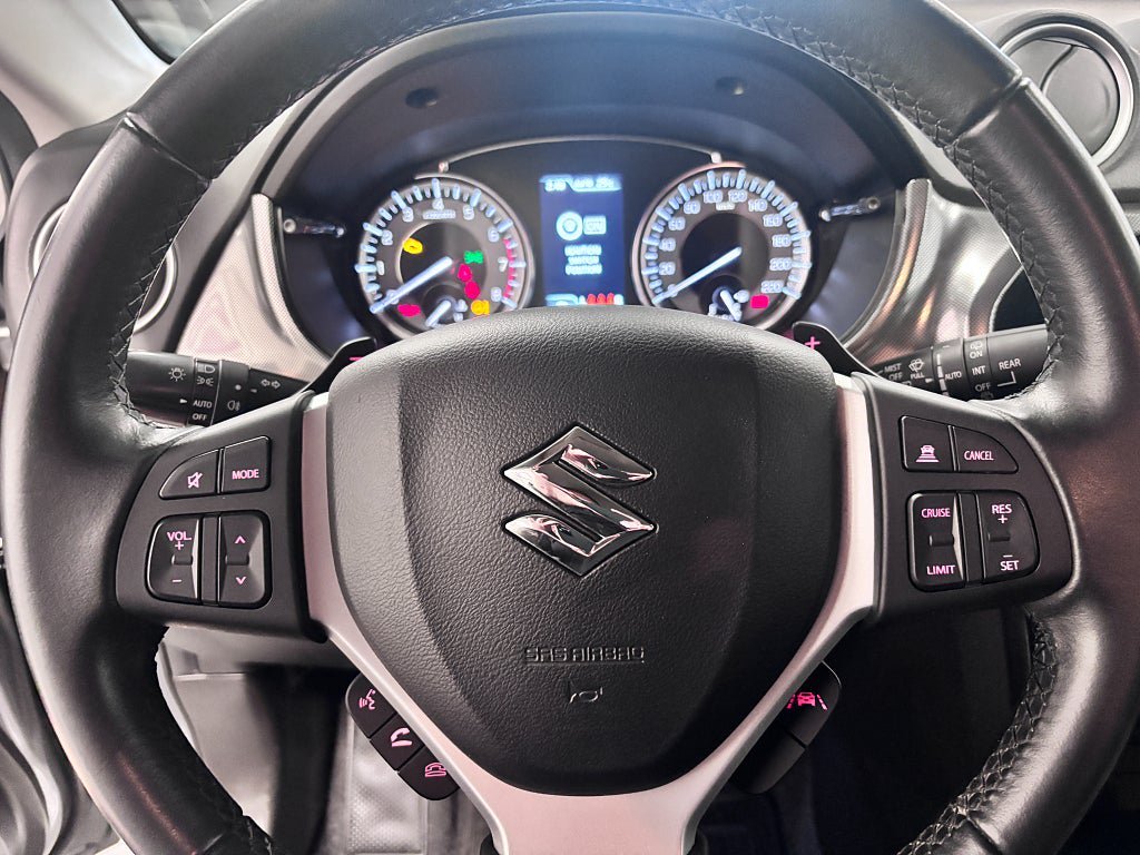Vehicle Image 8