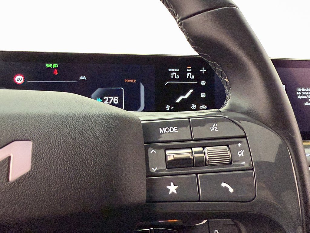 Vehicle Image 26