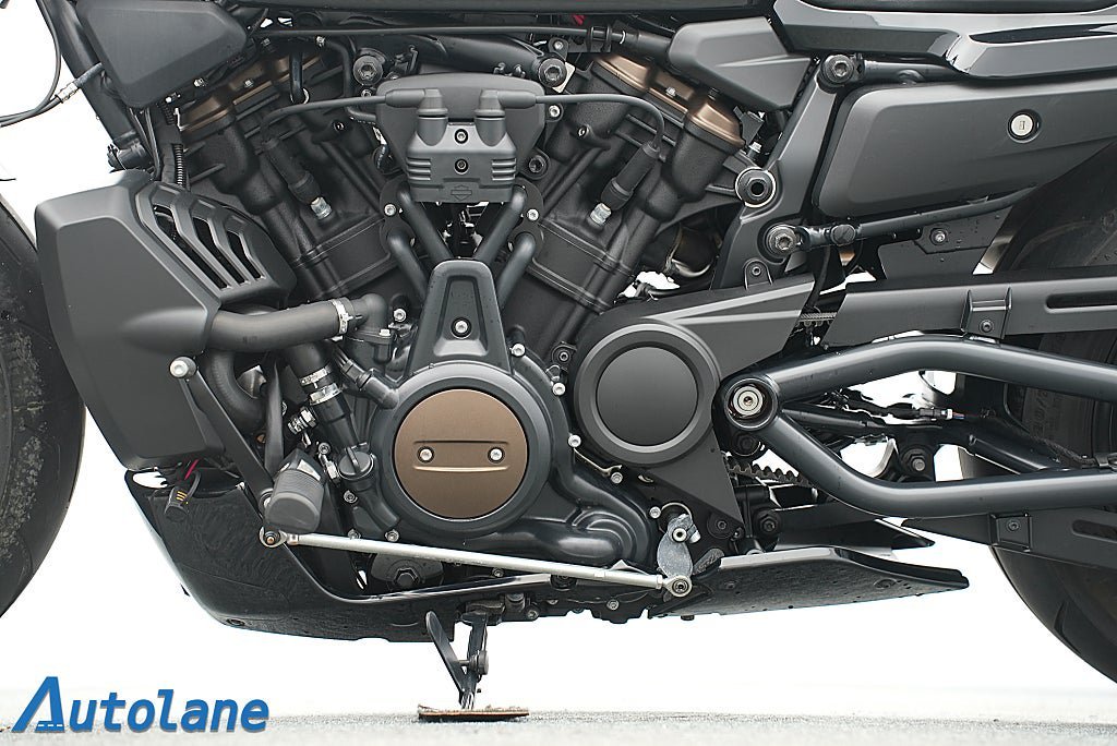 Vehicle Image 14
