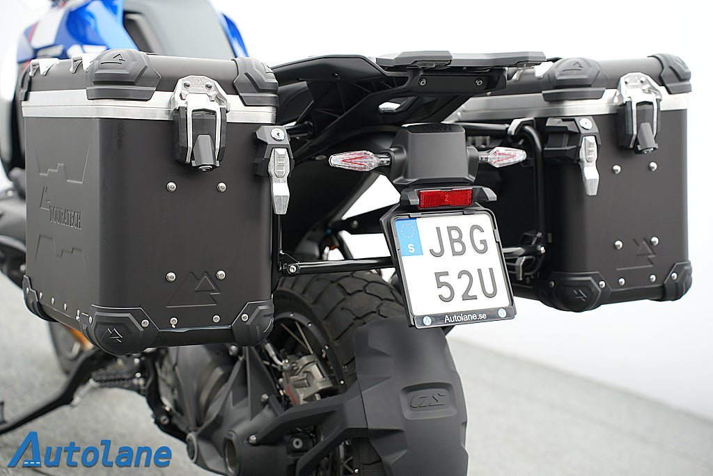 Vehicle Image 16