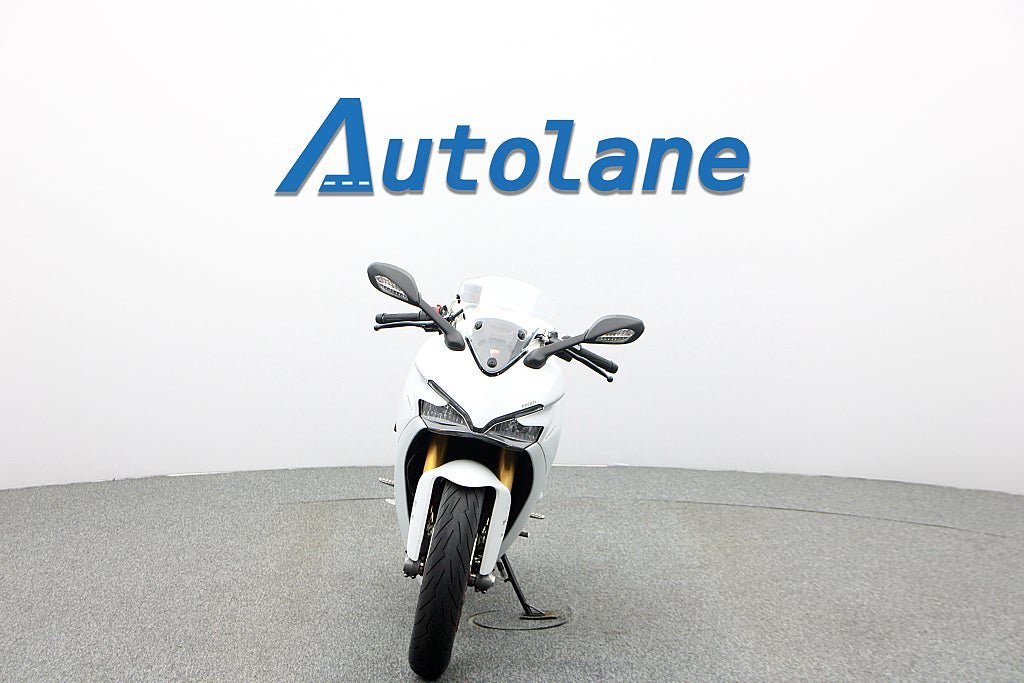 Vehicle Image 7