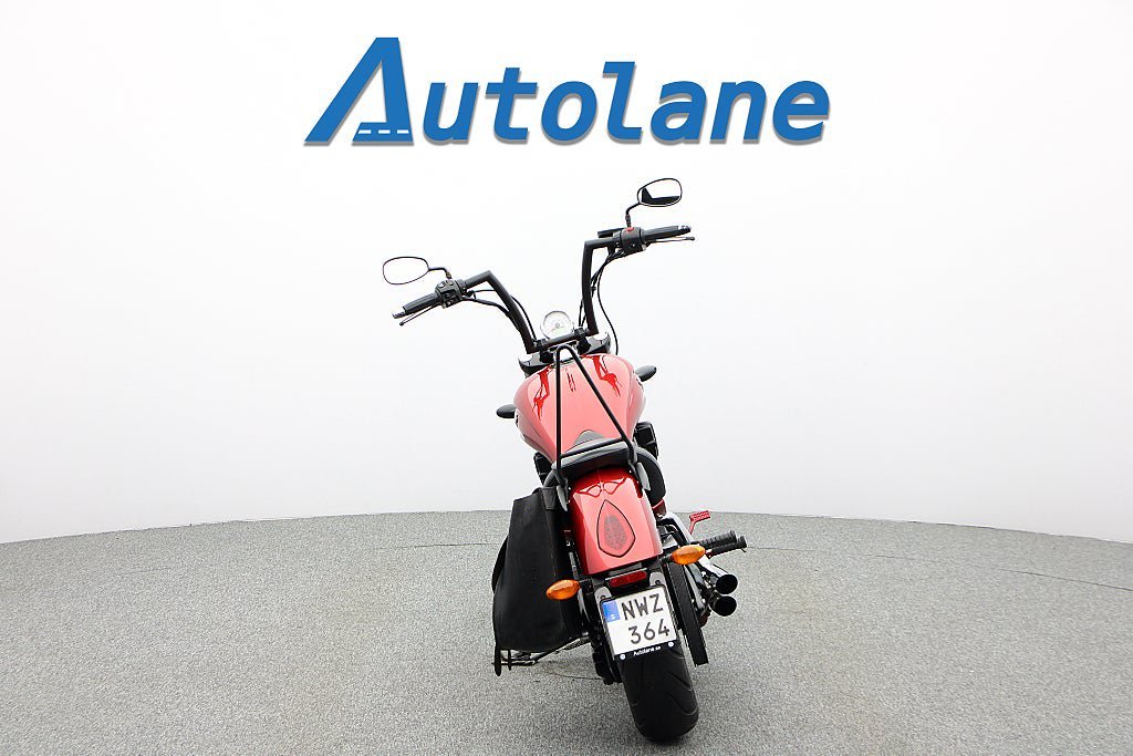 Vehicle Image 8