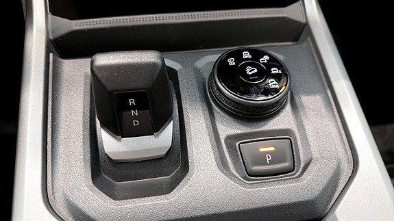 Vehicle Image 19