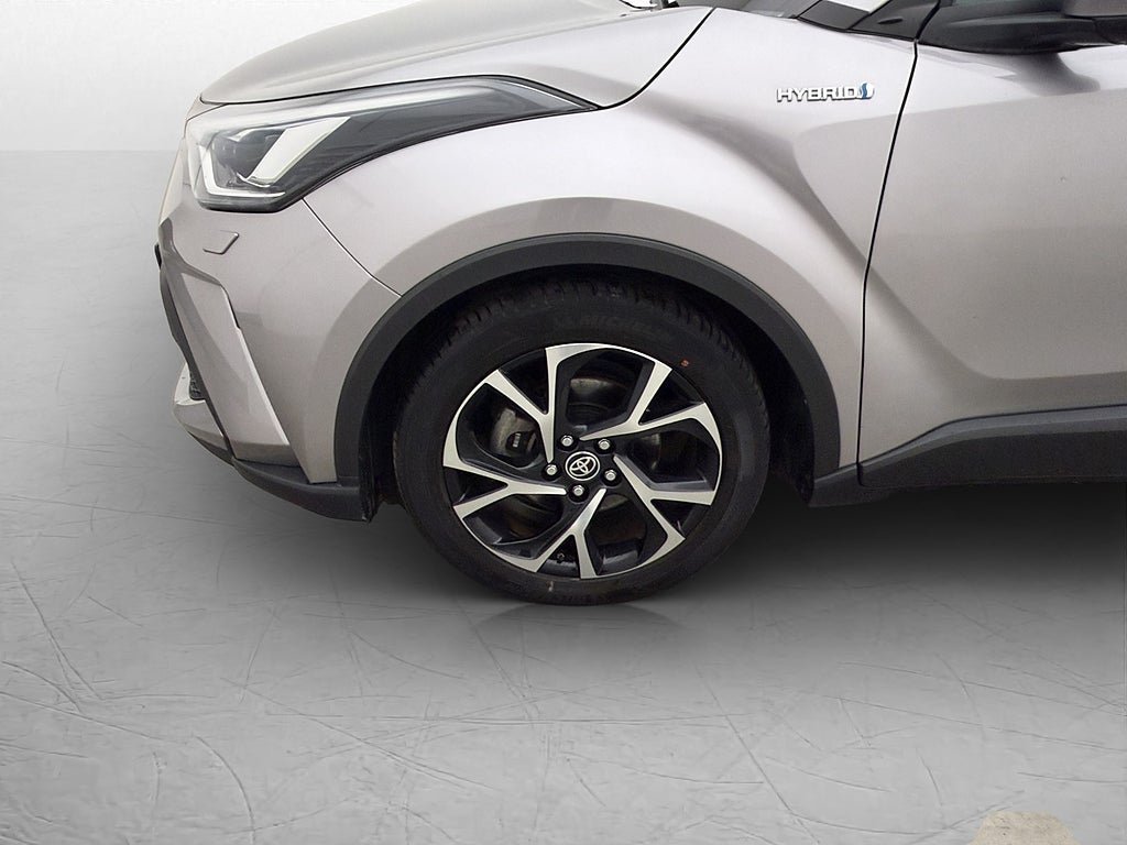 Vehicle Image 10