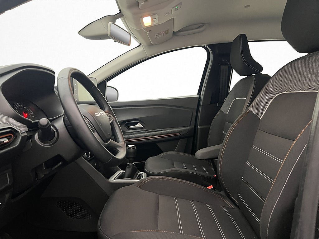 Vehicle Image 21
