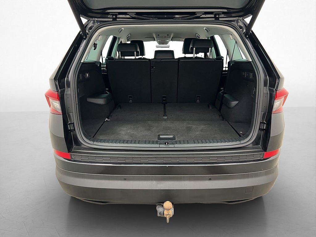 Vehicle Image 17