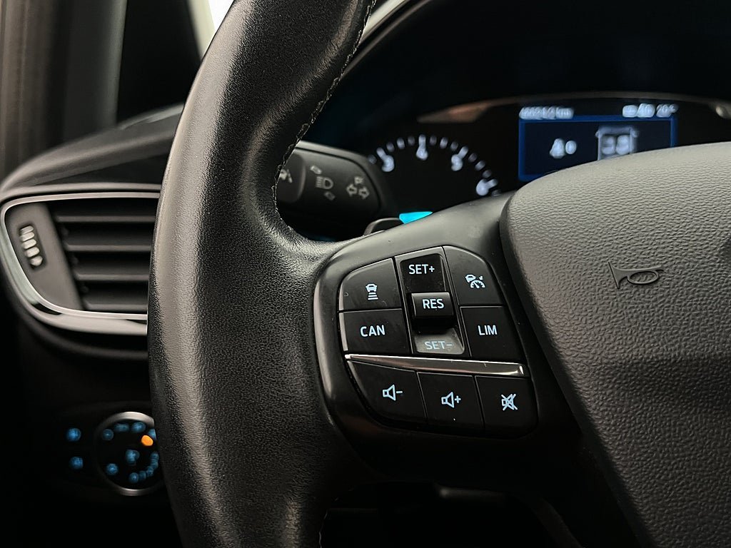 Vehicle Image 29