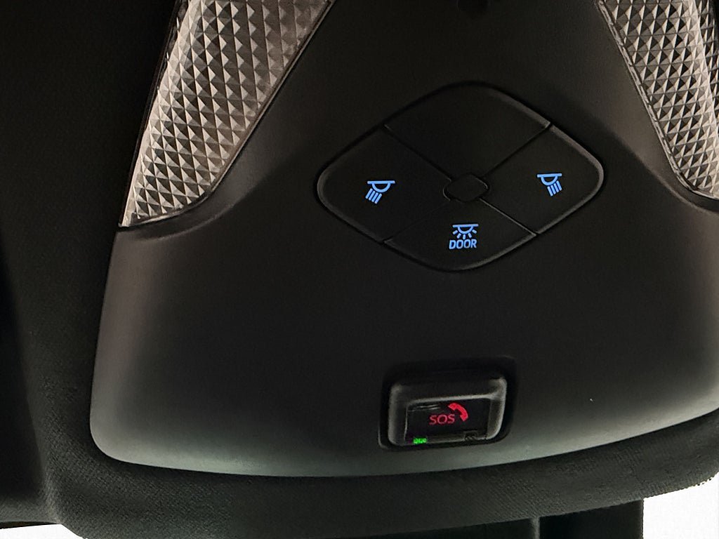 Vehicle Image 35