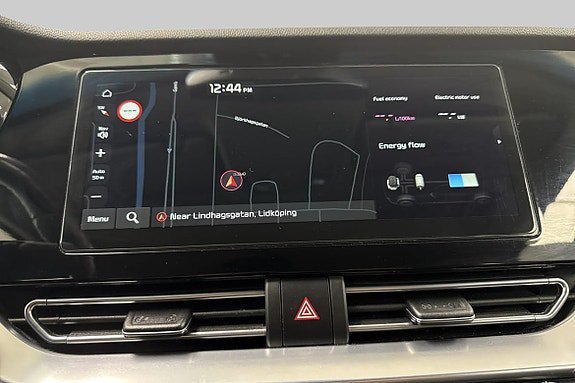 Vehicle Image 16