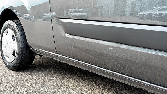 Vehicle Image 15