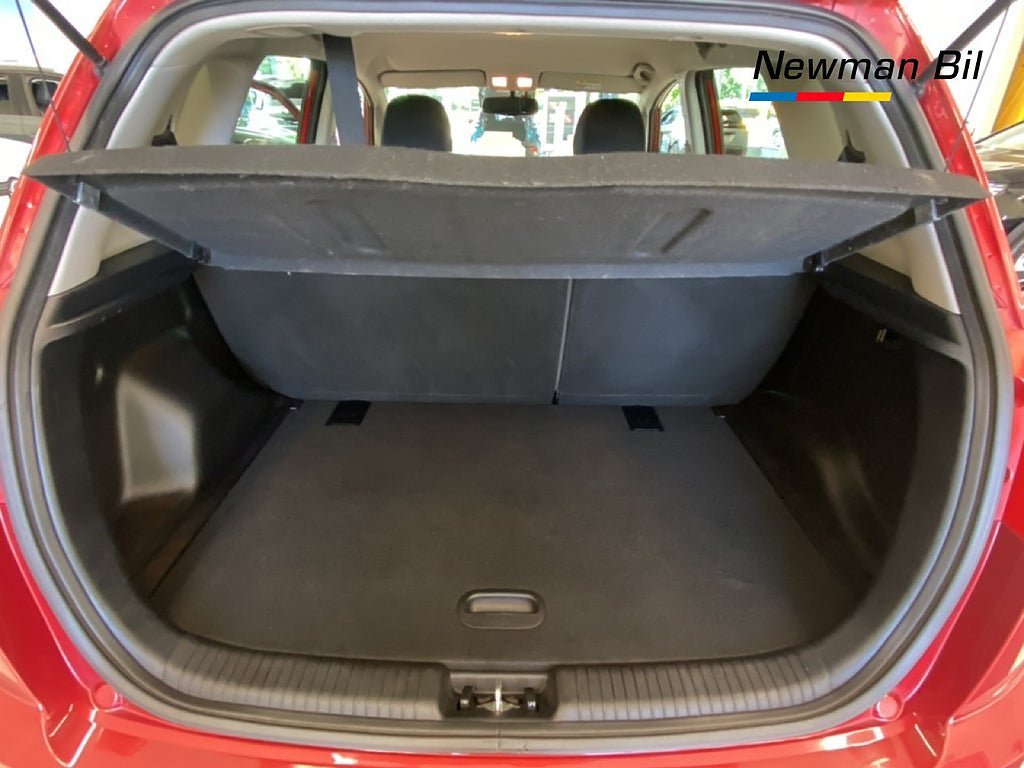 Vehicle Image 14