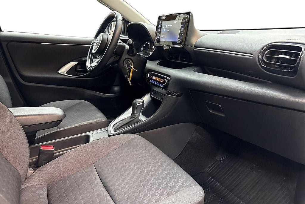 Vehicle Image 7