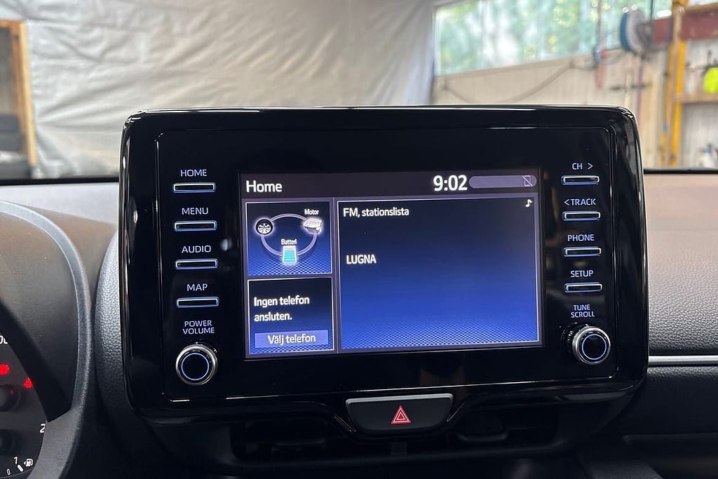 Vehicle Image 15