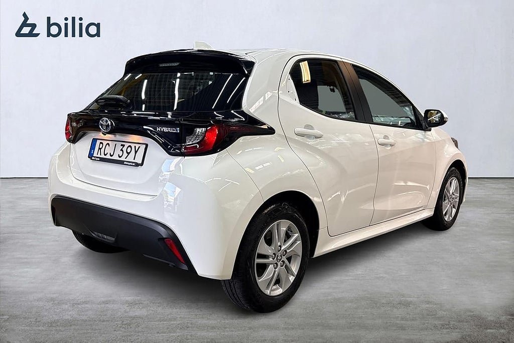 Vehicle Image 19