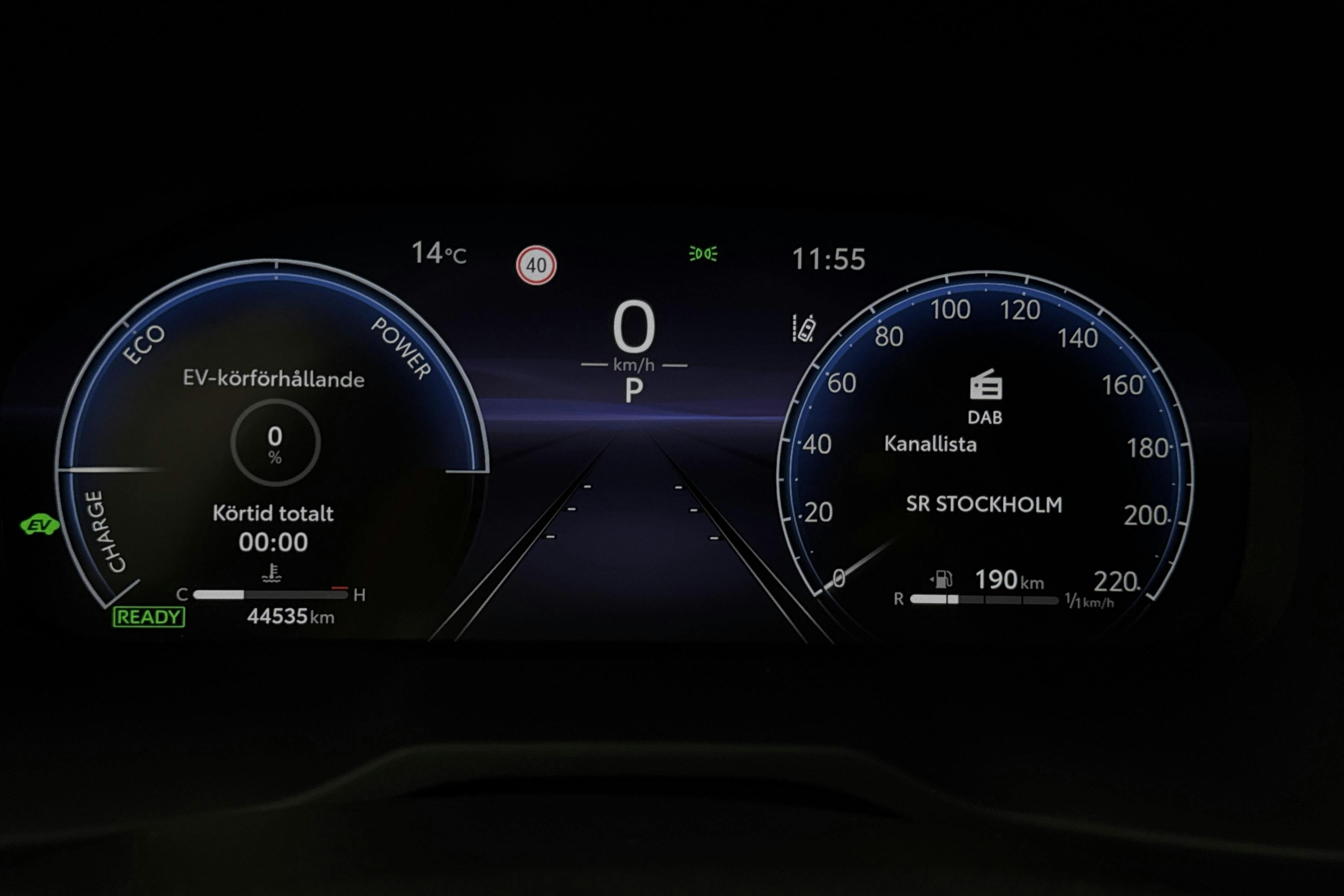 Vehicle Image 10
