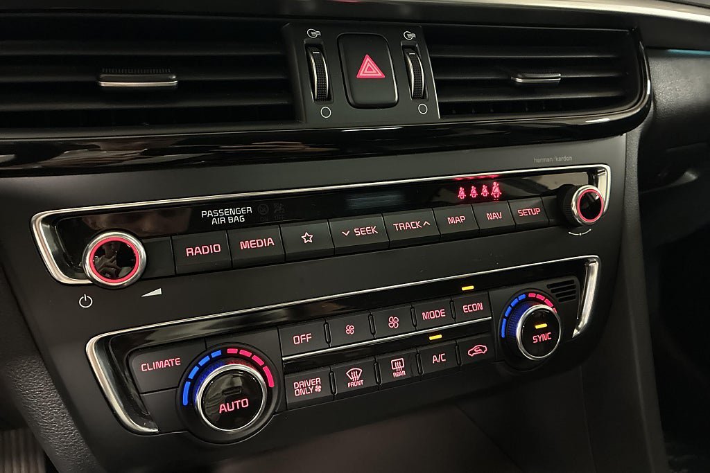 Vehicle Image 26