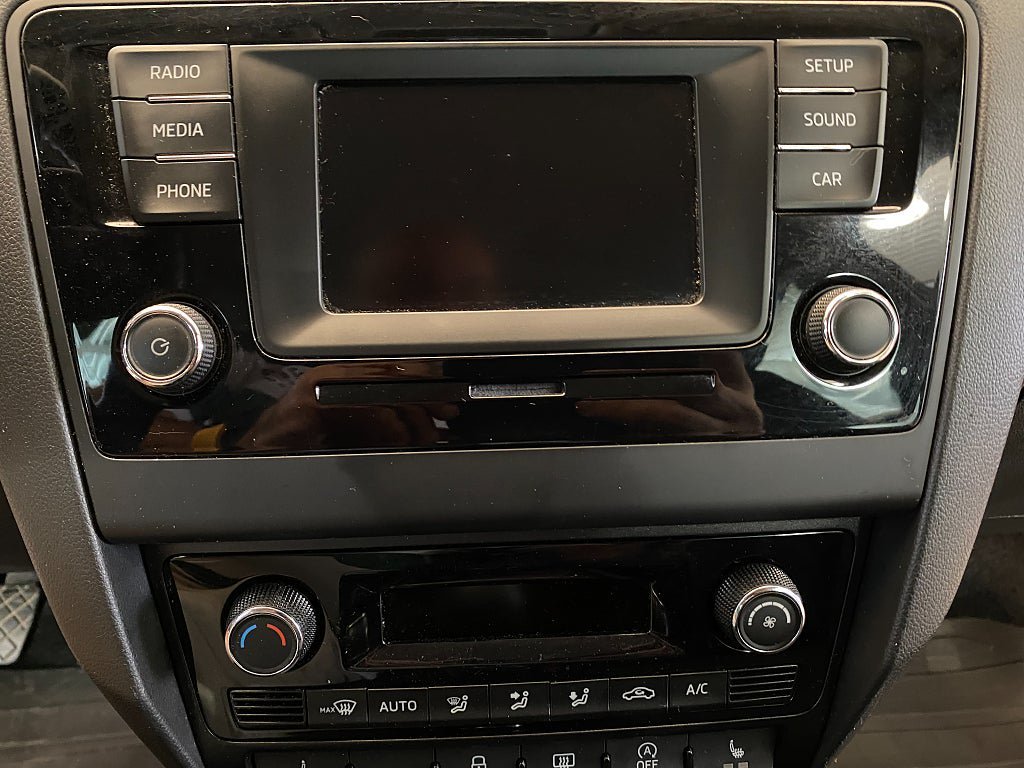 Vehicle Image 45