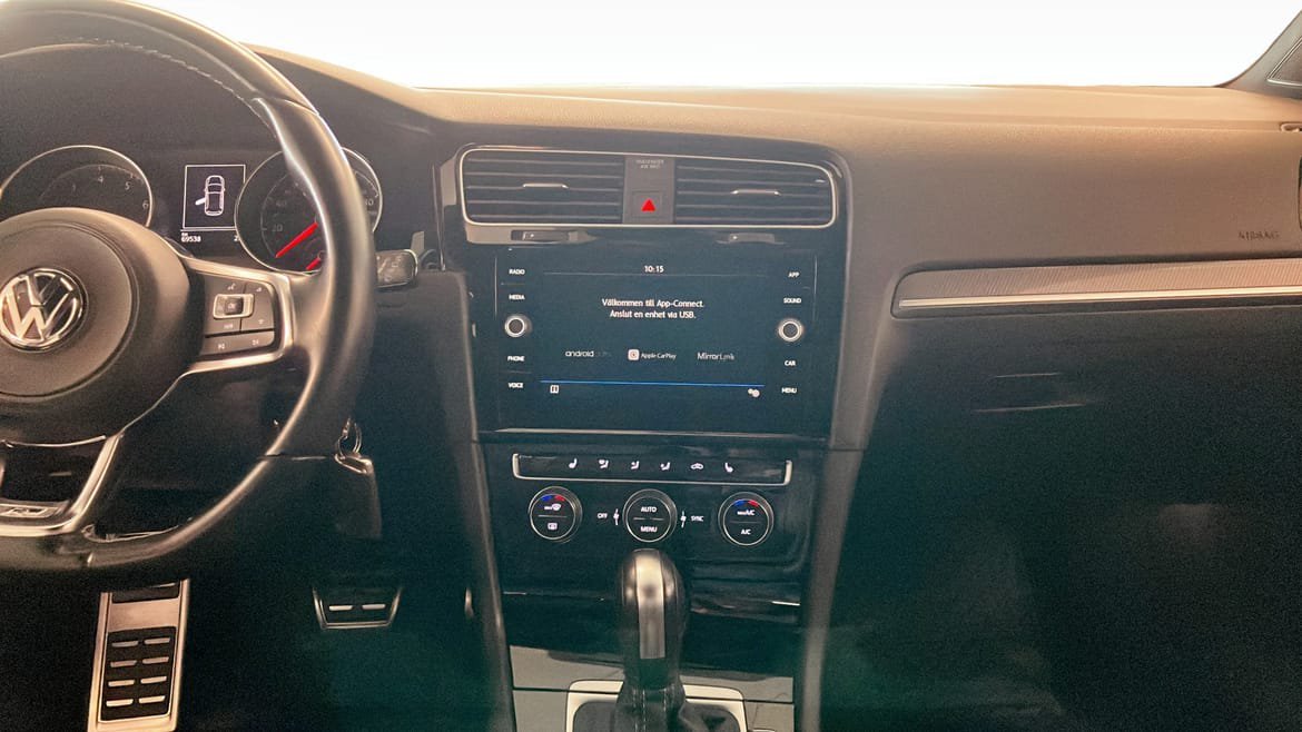 Vehicle Image 9