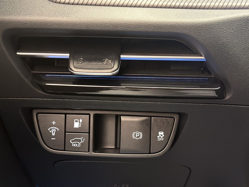 Vehicle Image 29