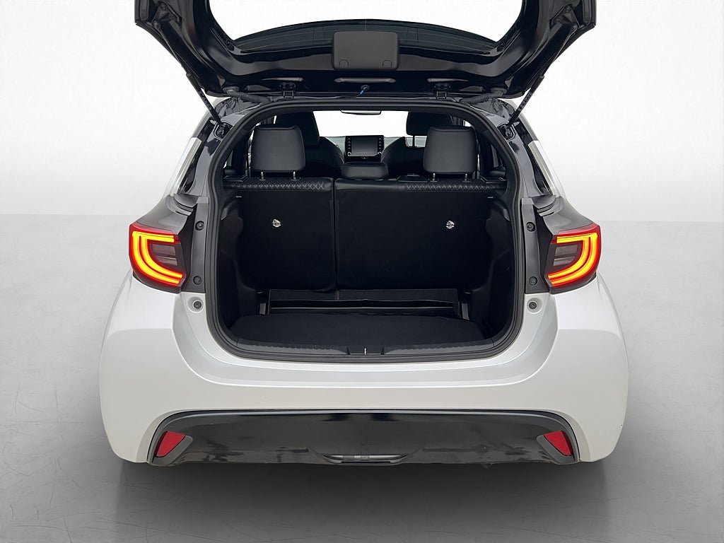 Vehicle Image 19