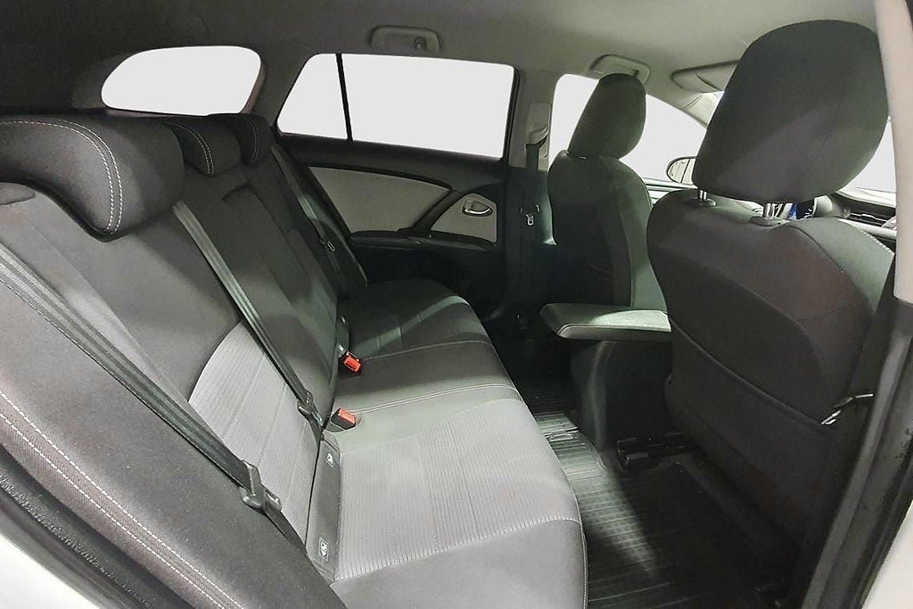 Vehicle Image 18