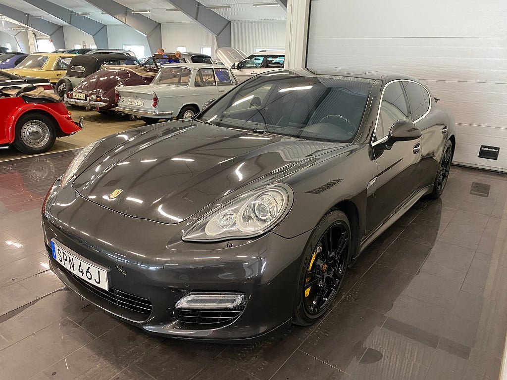 Vehicle Image 6