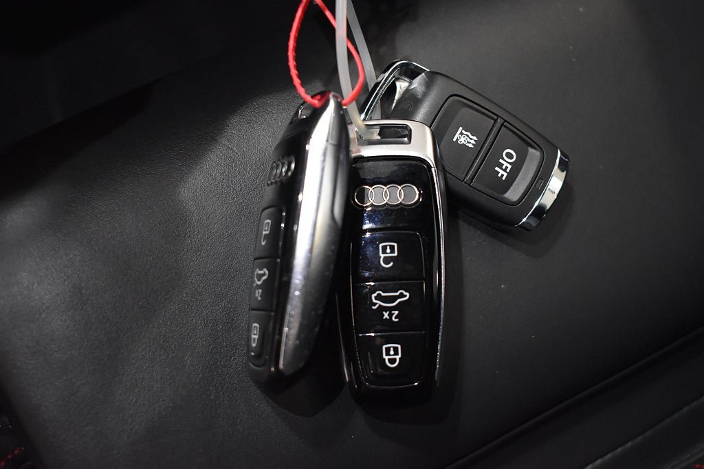 Vehicle Image 24