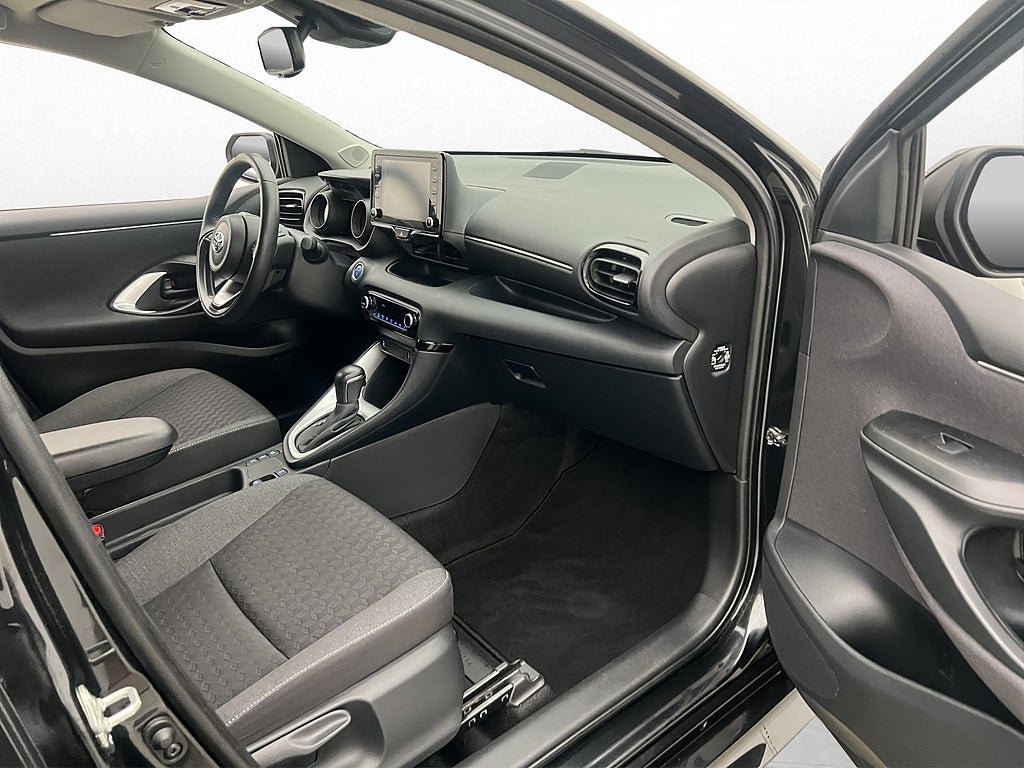 Vehicle Image 14
