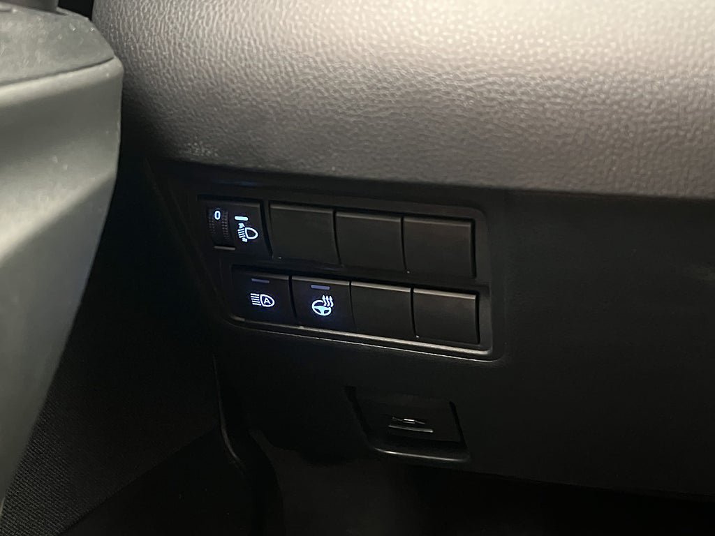 Vehicle Image 17