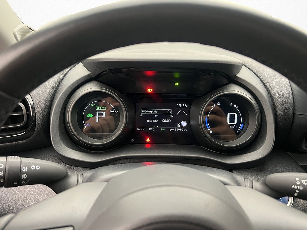 Vehicle Image 19