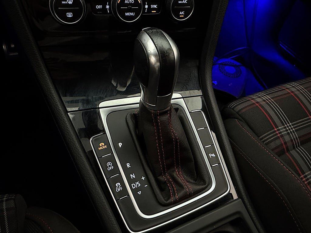 Vehicle Image 23