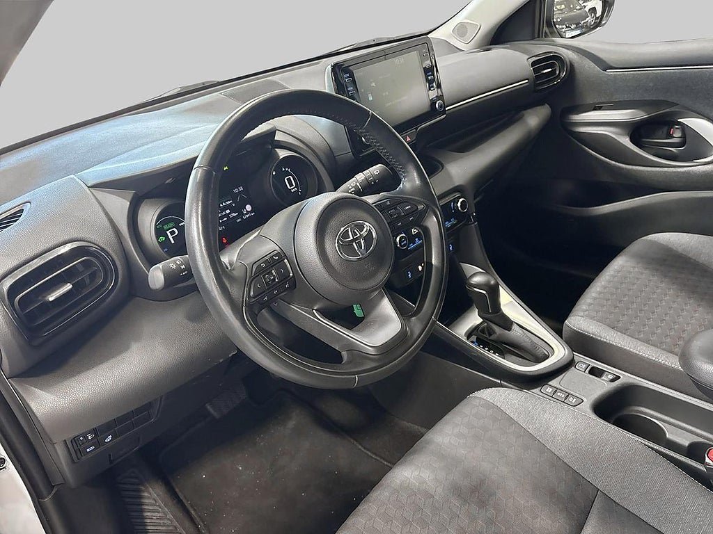 Vehicle Image 14
