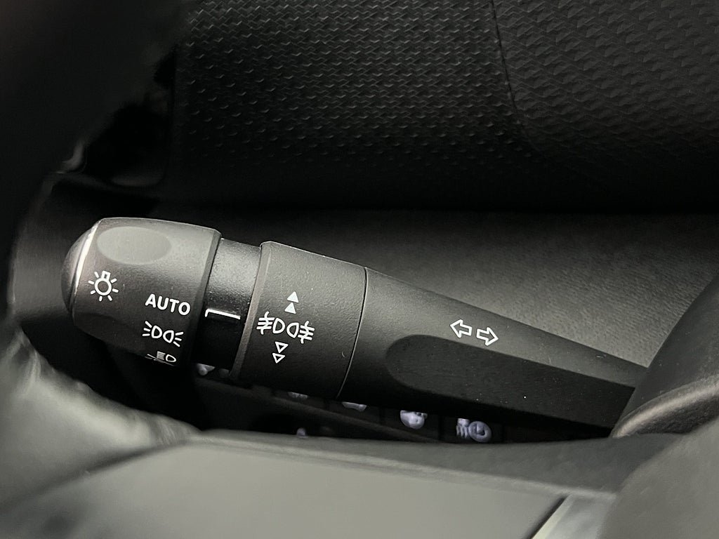 Vehicle Image 26
