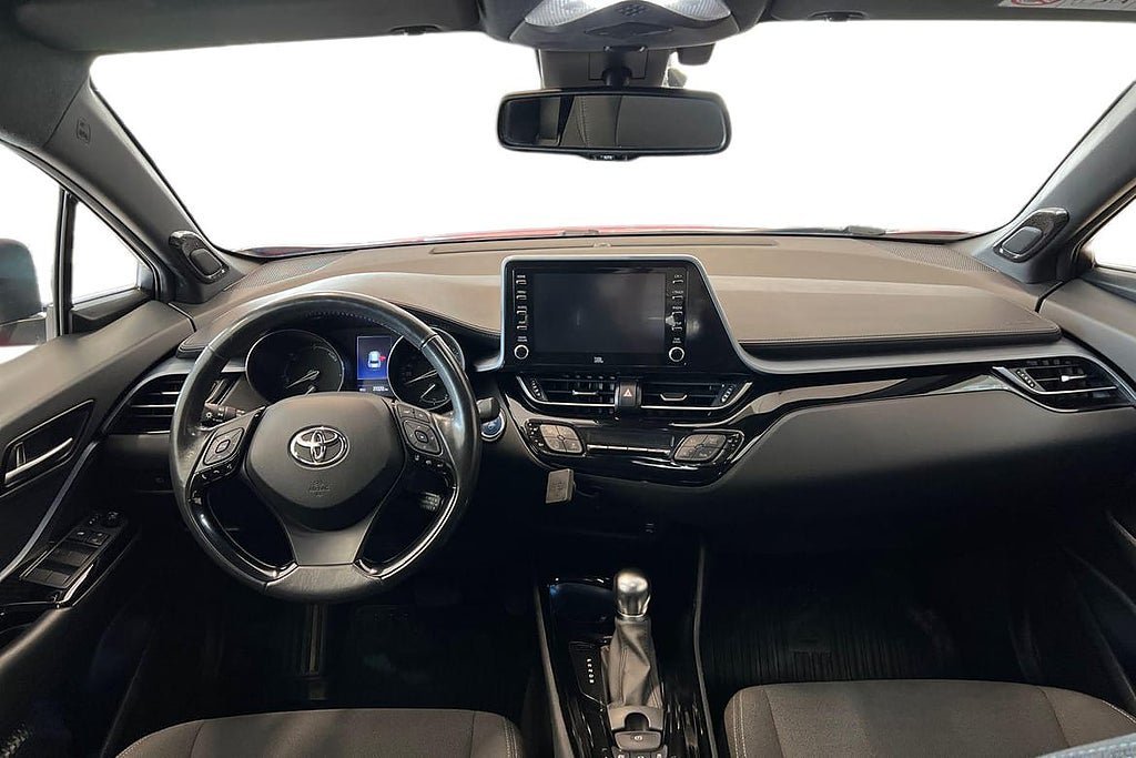 Vehicle Image 8