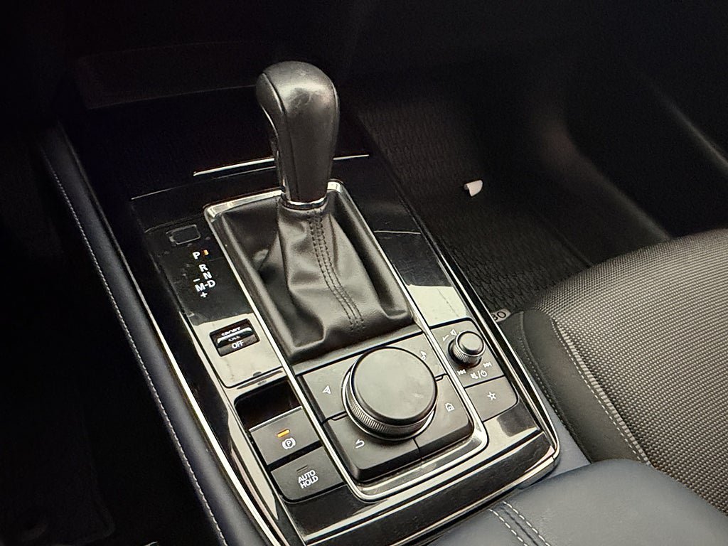 Vehicle Image 26