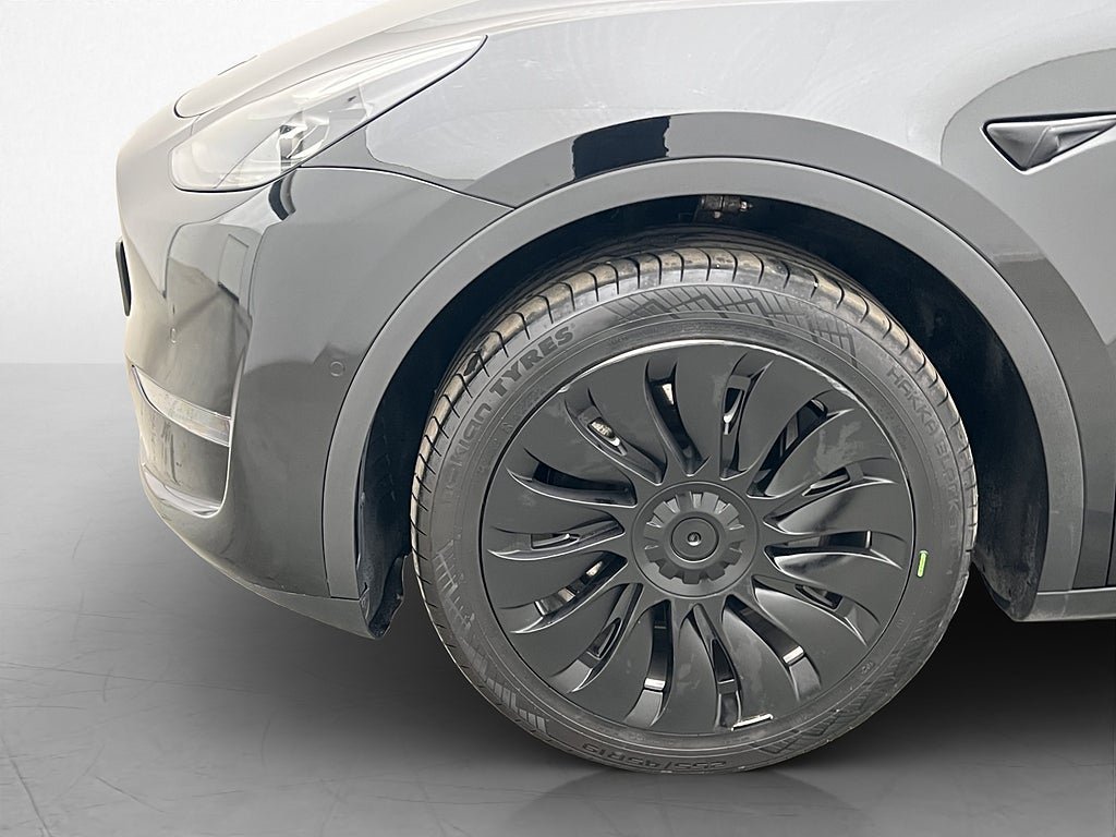 Vehicle Image 32