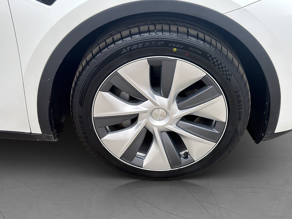 Vehicle Image 36