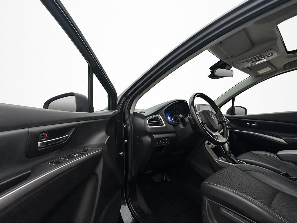 Vehicle Image 10