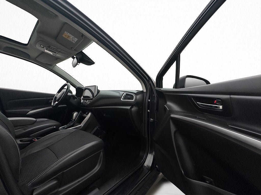 Vehicle Image 28
