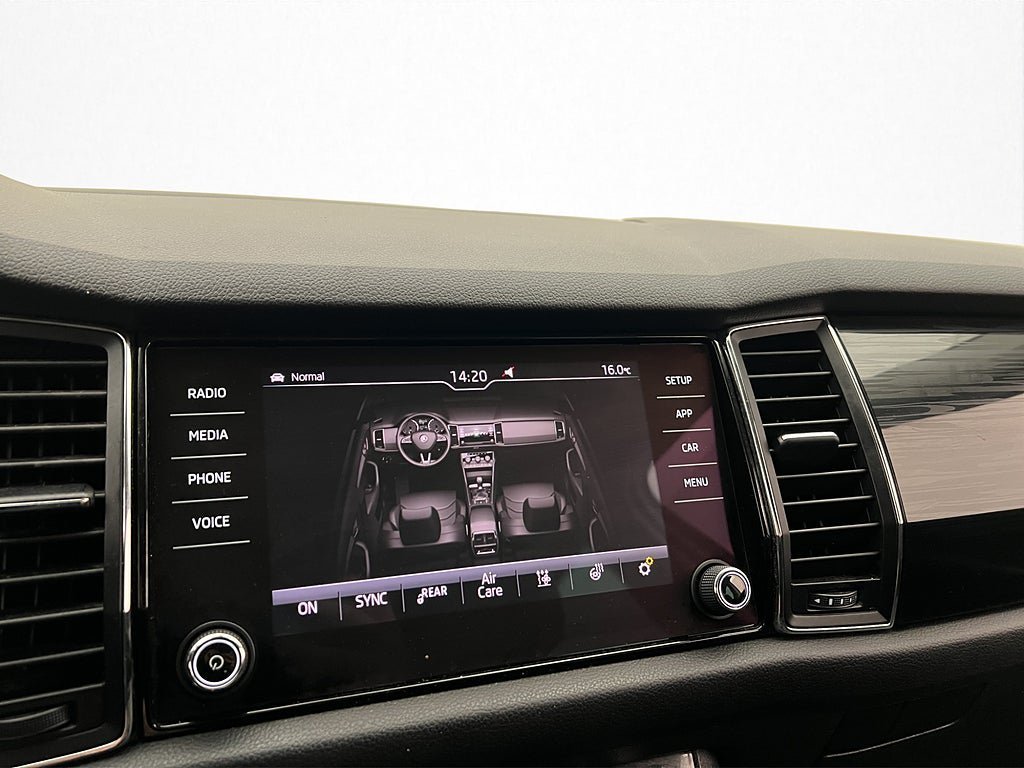 Vehicle Image 21
