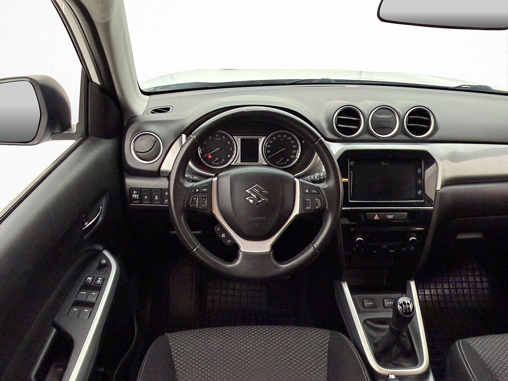 Vehicle Image 15