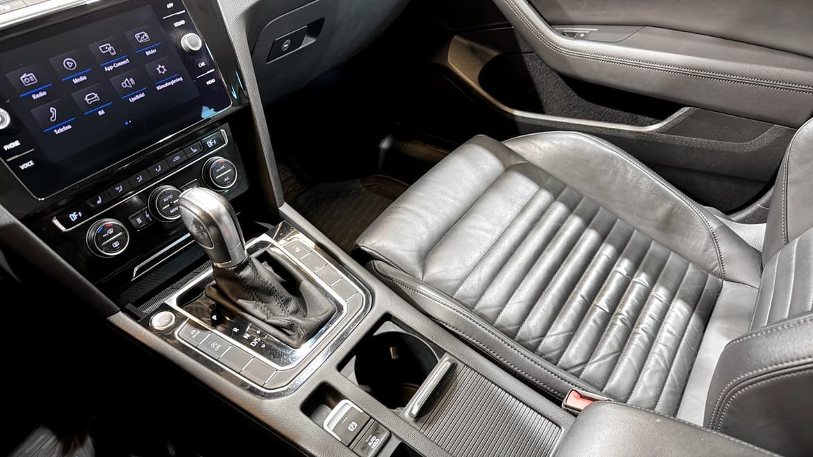 Vehicle Image 18