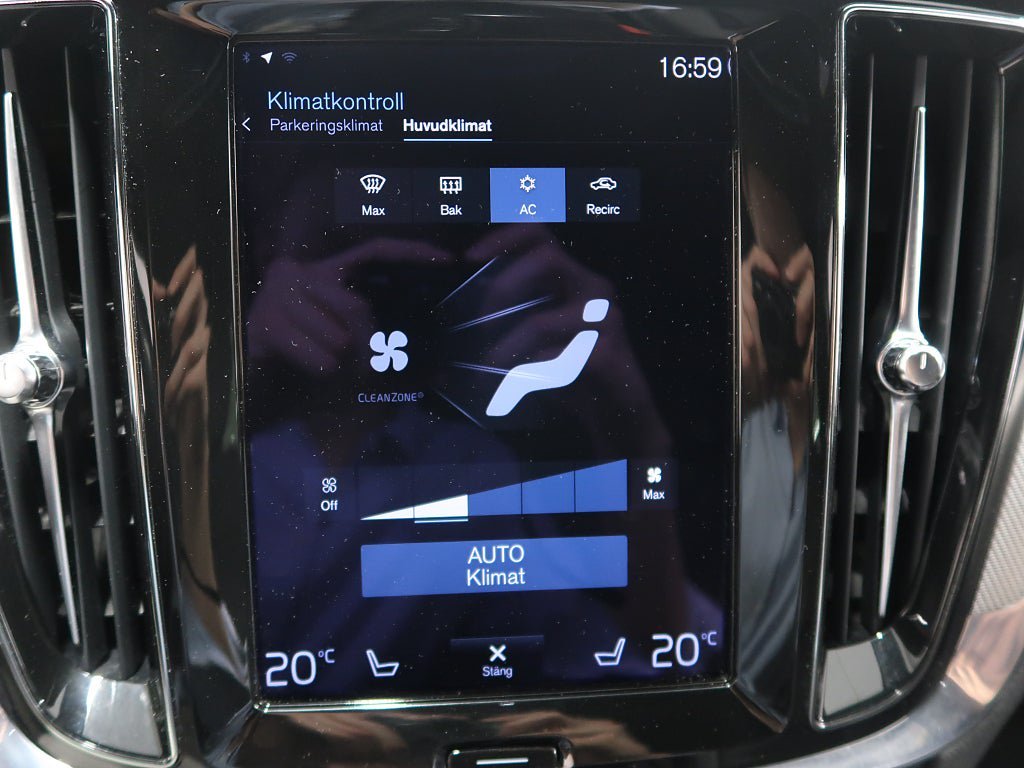Vehicle Image 28